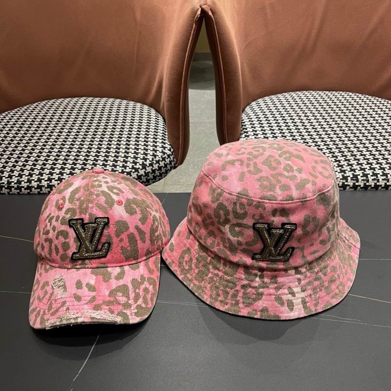 LV hat 071615